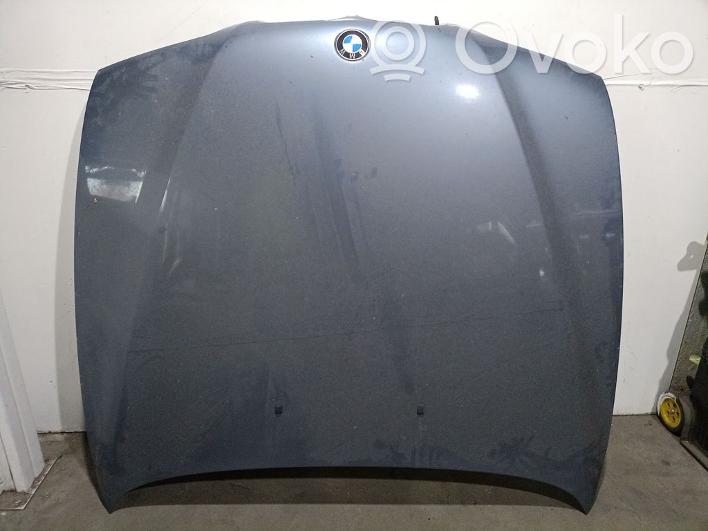 BMW 5 E39 Konepelti 