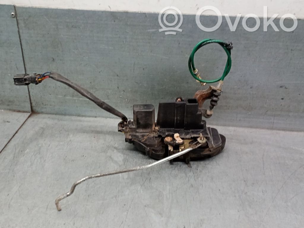 KIA Carnival Etuoven lukko 