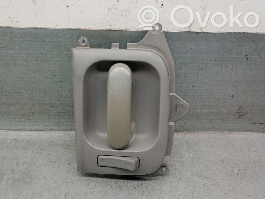 KIA Carnival Manecilla interna puerta trasera 