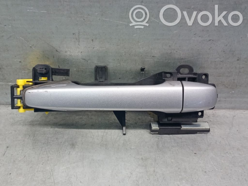 Subaru Forester SJ Manecilla externa puerta delantera 