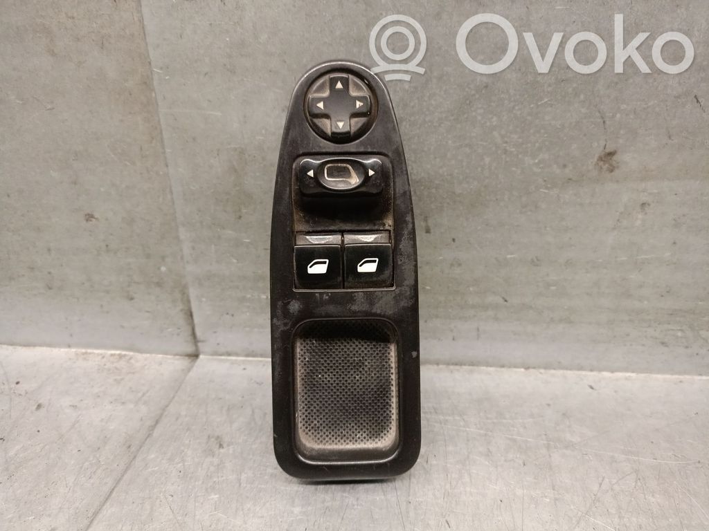 Peugeot Expert Electric window control switch 