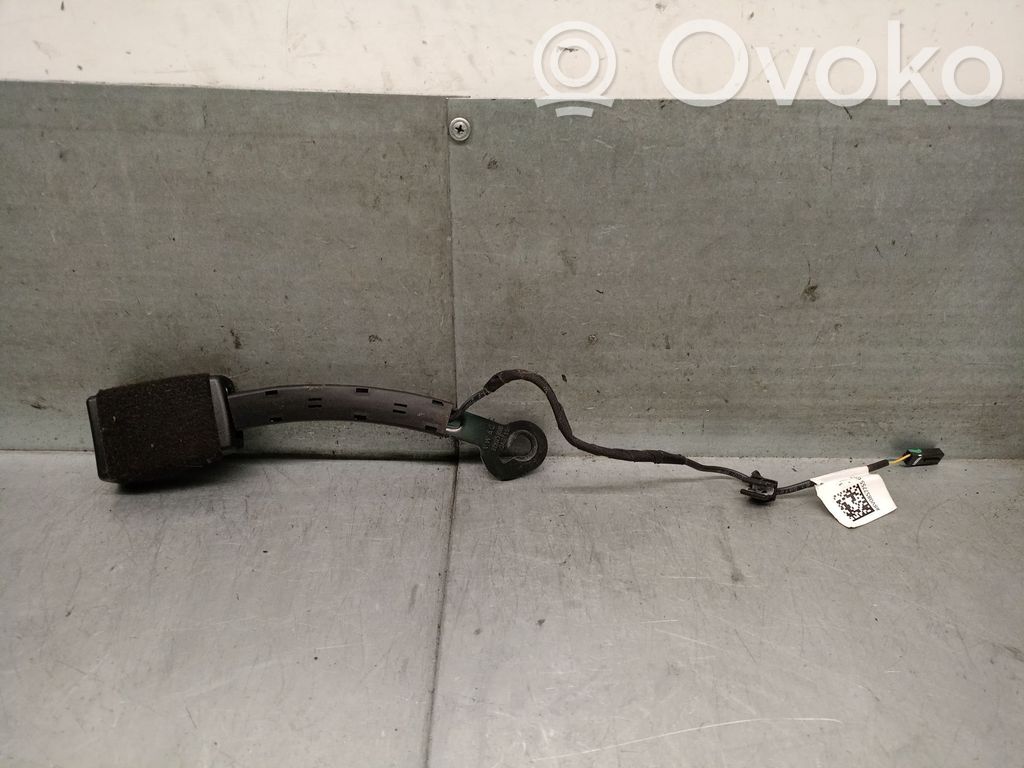 Audi A3 S3 8V Gurtschloss vorne