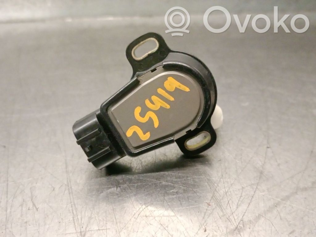 Toyota Avensis T220 Acceleration sensor 