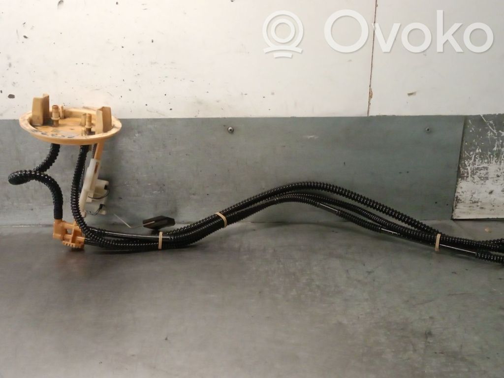 Mercedes-Benz E W212 Pompa carburante immersa