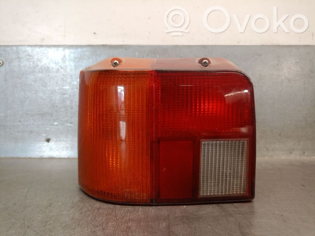 Peugeot 205 Lampă spate în caroserie