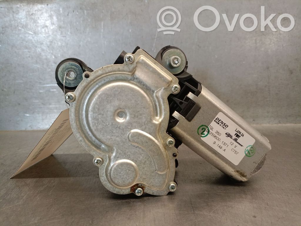 Fiat 500E Wischermotor Heckscheibe 