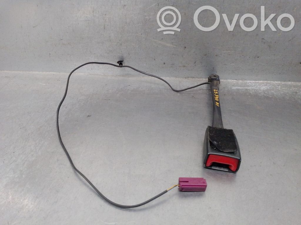 Ford Focus Gurtschloss vorne 