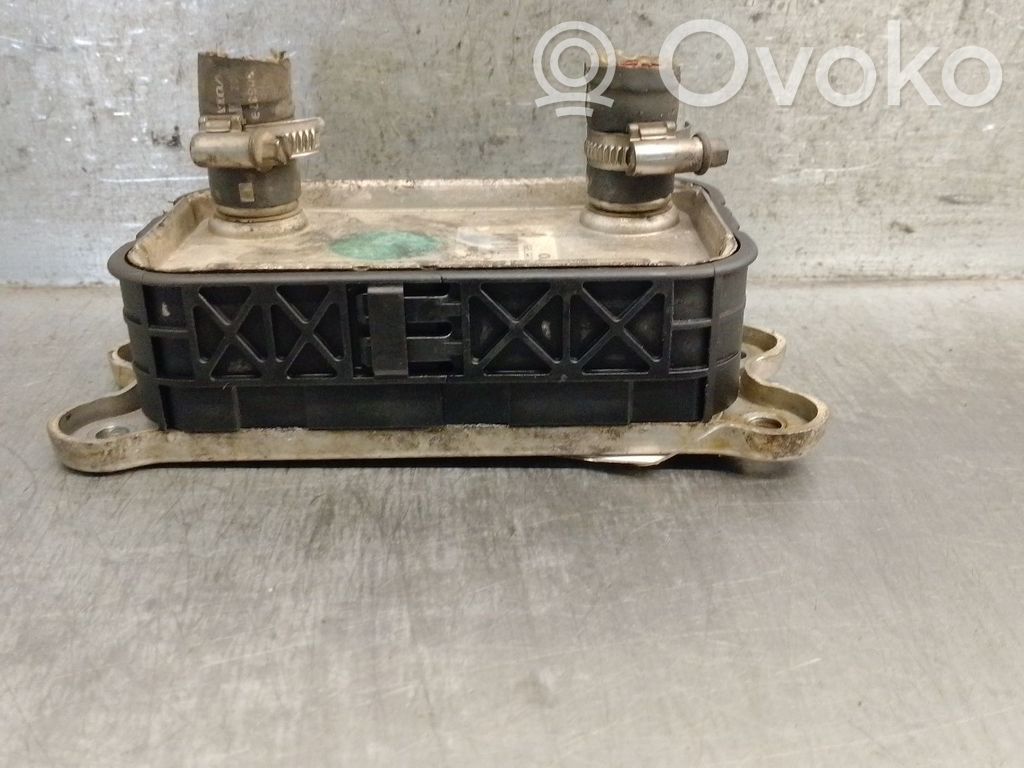 Volvo V50 Radiator ulei motor 