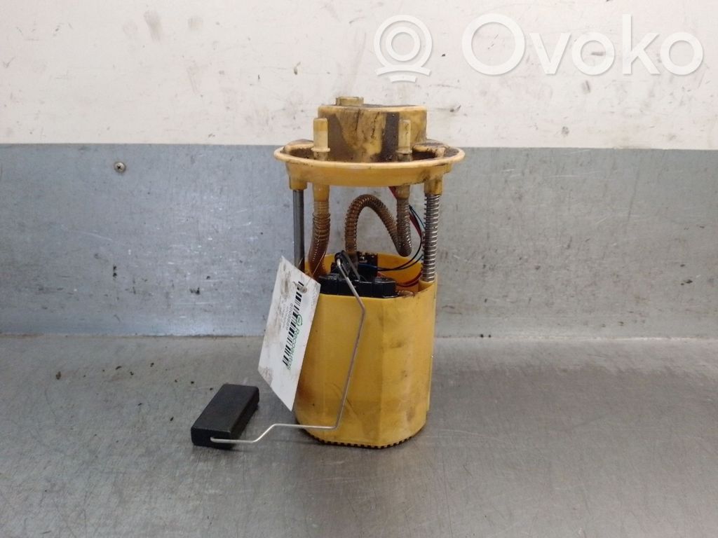 Opel Corsa D Polttoainesäiliön pumppu 