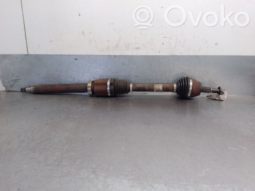 Ford Focus Etuvetoakseli 