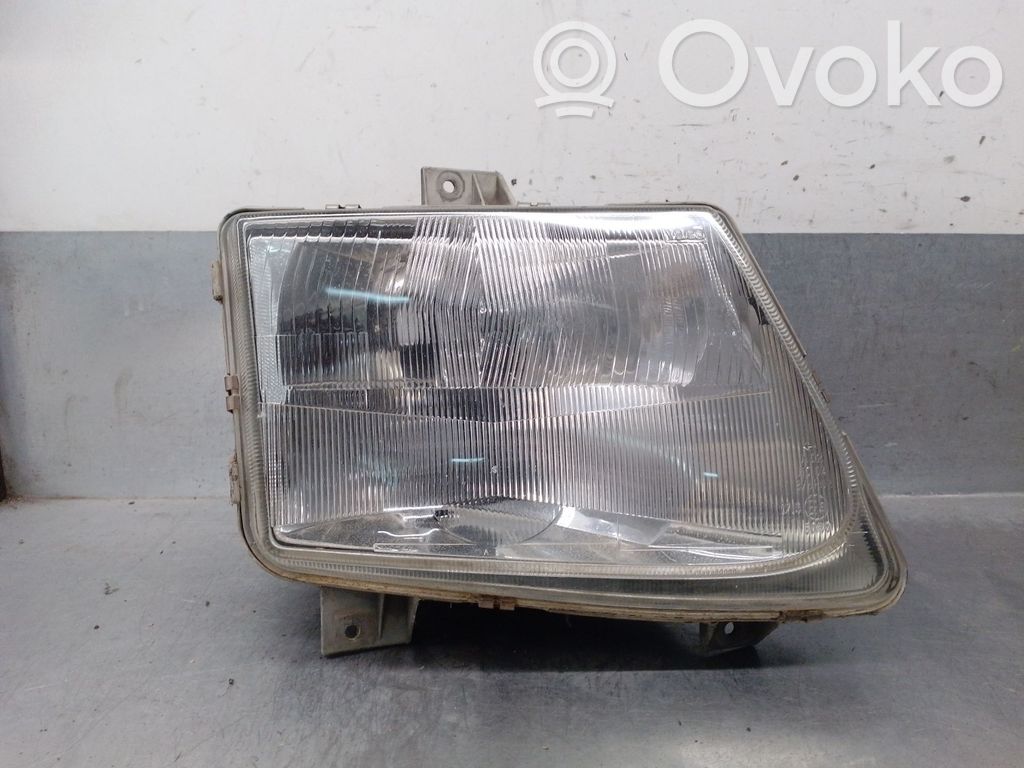 Mercedes-Benz Vito Viano W638 Lampa przednia 