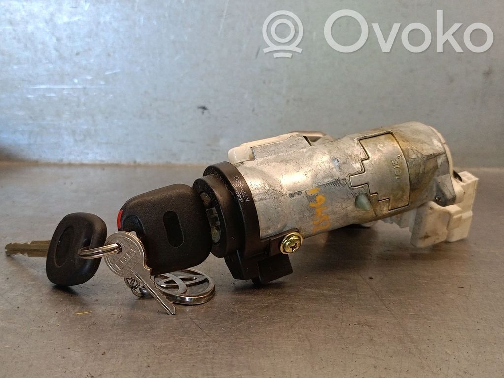 Toyota Corolla E110 Ignition lock 