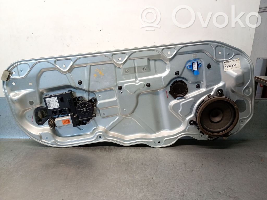 Volvo C30 Regulador manual de la ventanilla delantera 