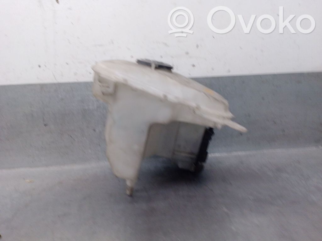 Toyota Corolla E110 Logu šķidruma tvertne 