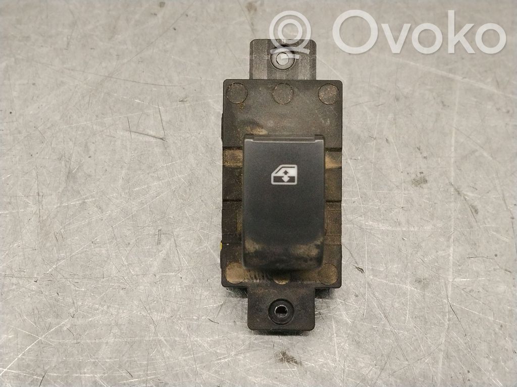 Opel Antara Interruptor del elevalunas eléctrico 