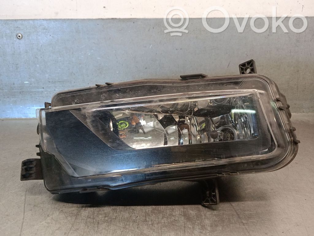 Volkswagen Crafter Etusumuvalo 