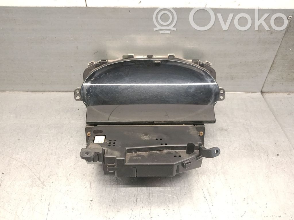 Toyota Yaris Vitezometru (grup de instrumente) 