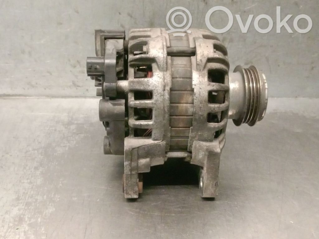 Renault Clio III Alternador 