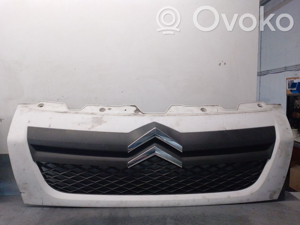 Citroen Jumper Etusäleikkö 