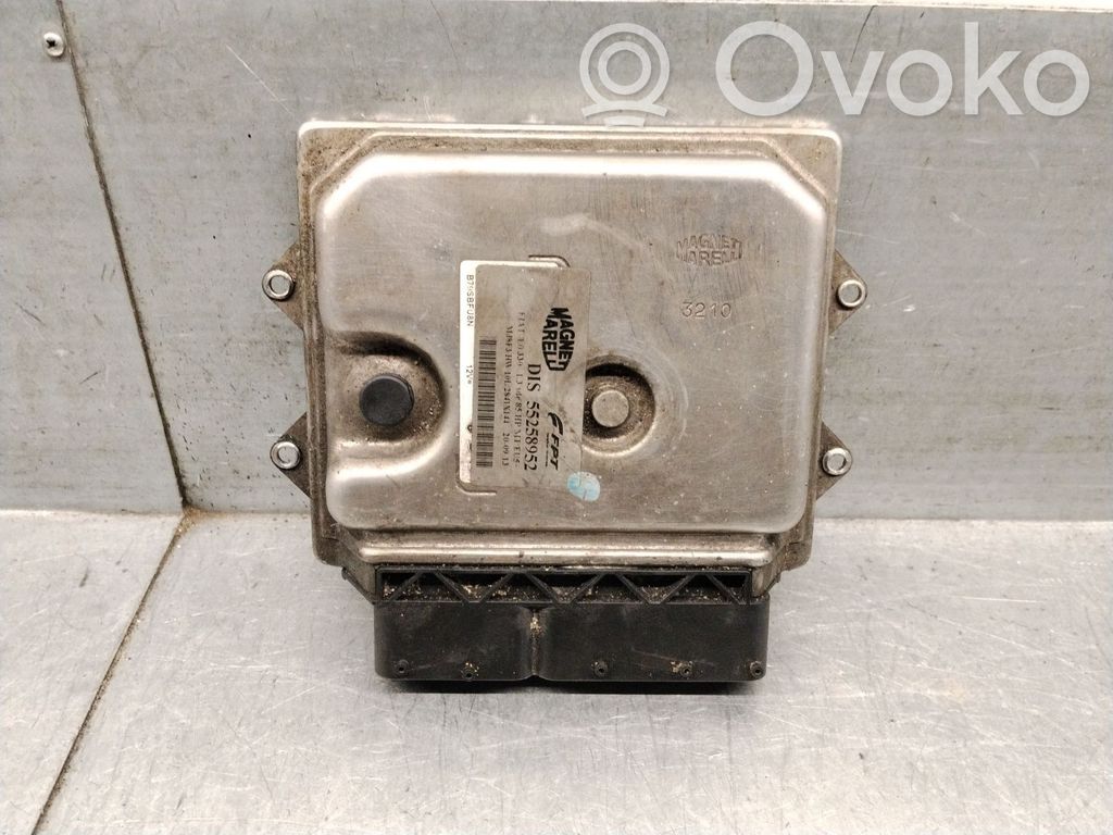 Fiat 500L Engine control unit/module 