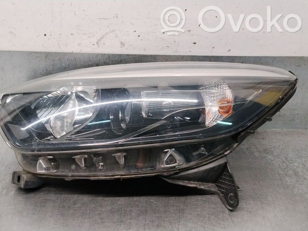 Renault Captur Scheinwerfer 
