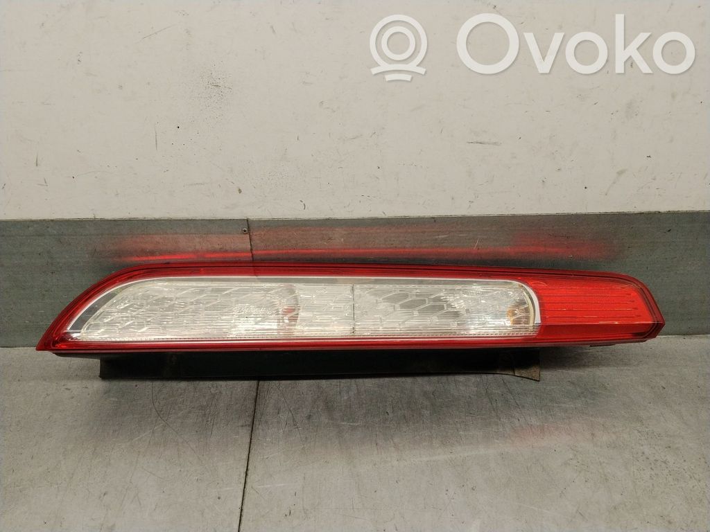 Ford Focus Luz trasera/de freno 