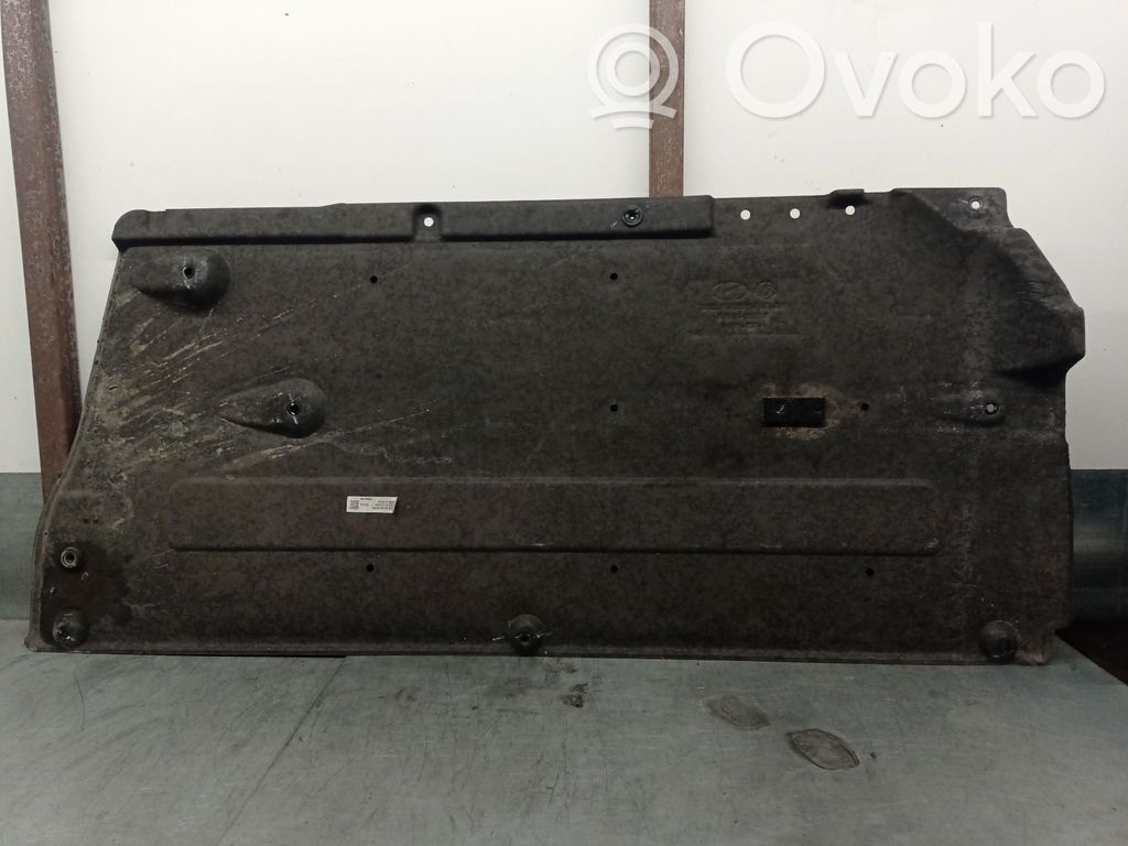 Hyundai i30 Placa protectora/protector antisalpicaduras motor