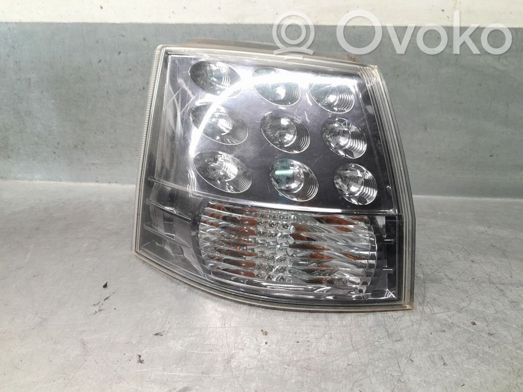 Mitsubishi Outlander Lampă spate în caroserie