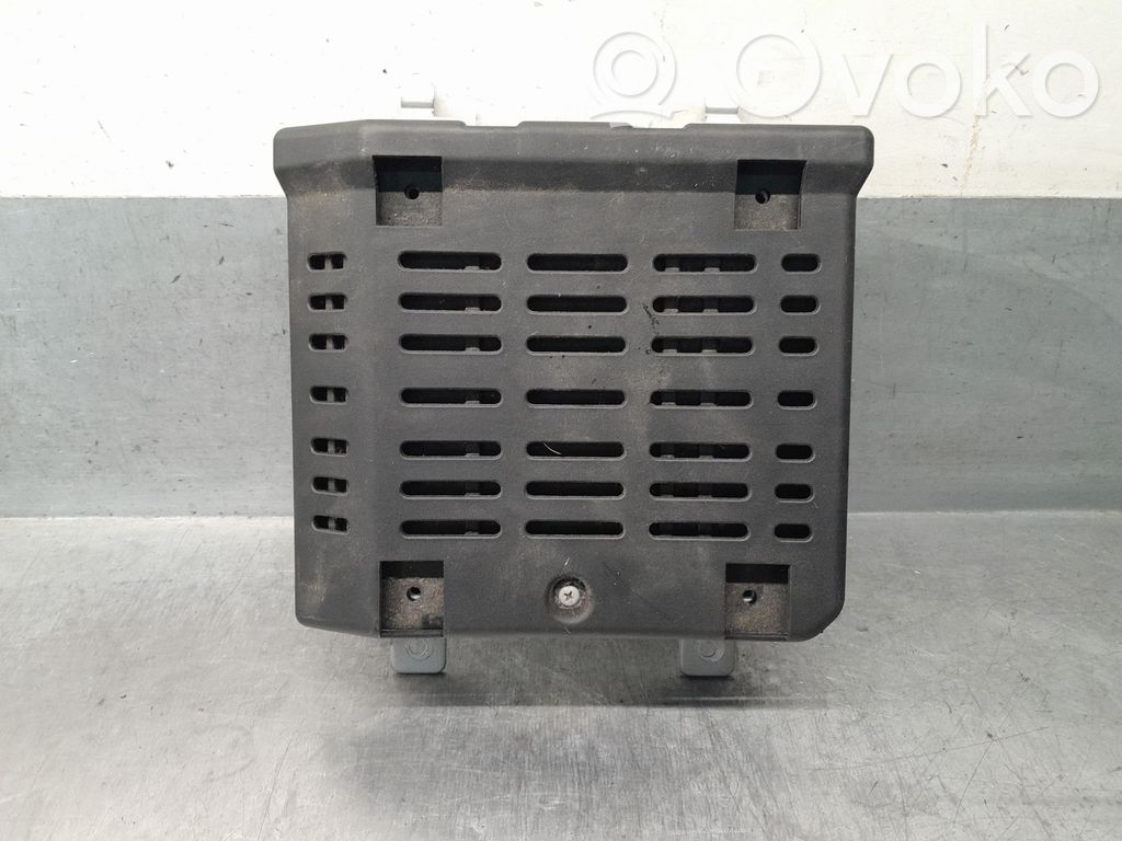 Mitsubishi Outlander Amplificatore 