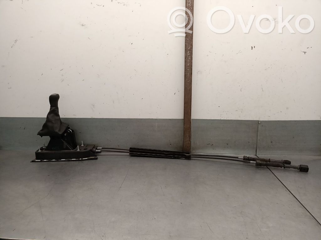 Skoda Kamiq Asta della leva del cambio 