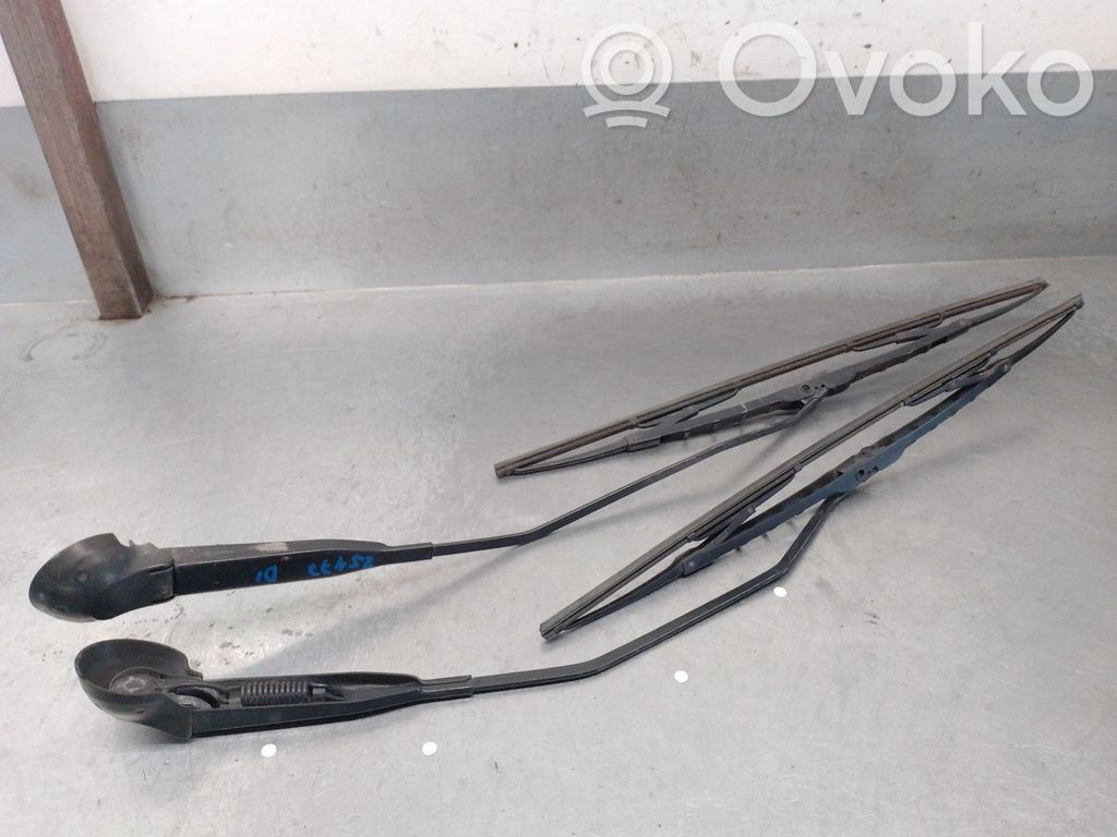Smart ForTwo I MC01 Braccio della spazzola tergicristallo anteriore 