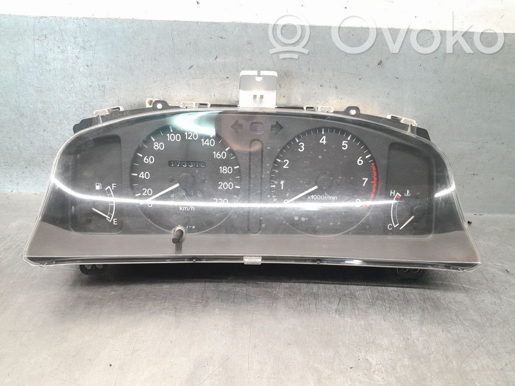 Toyota Corolla E110 Nopeusmittari (mittaristo) 