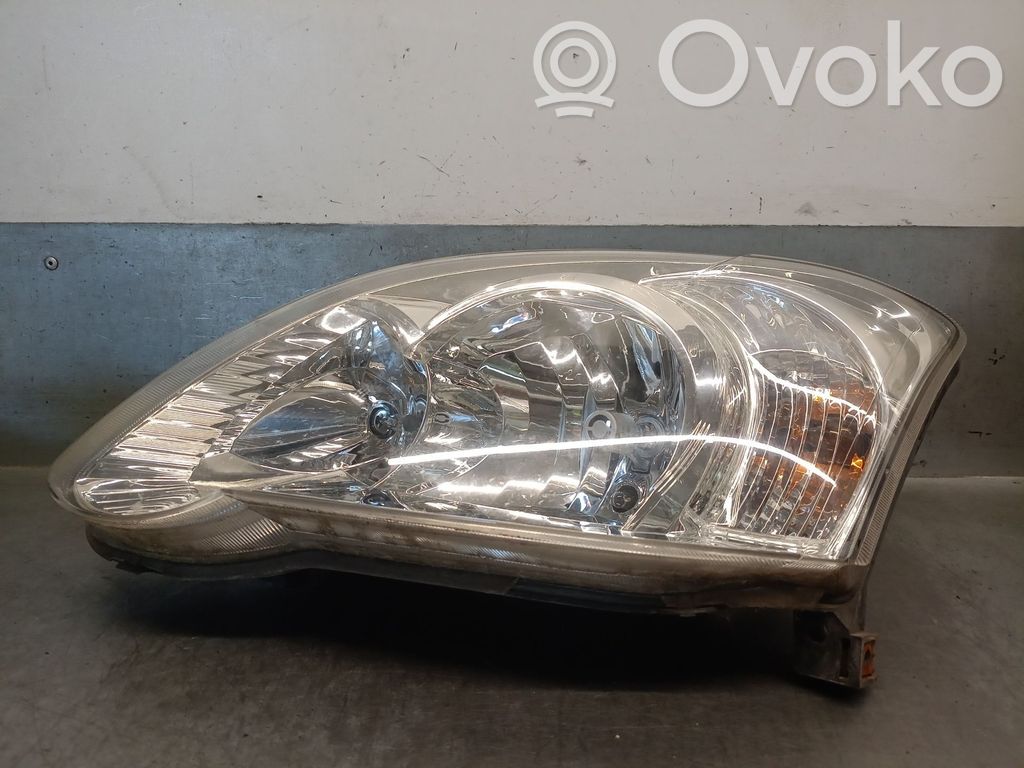 Toyota Corolla Verso E121 Far 