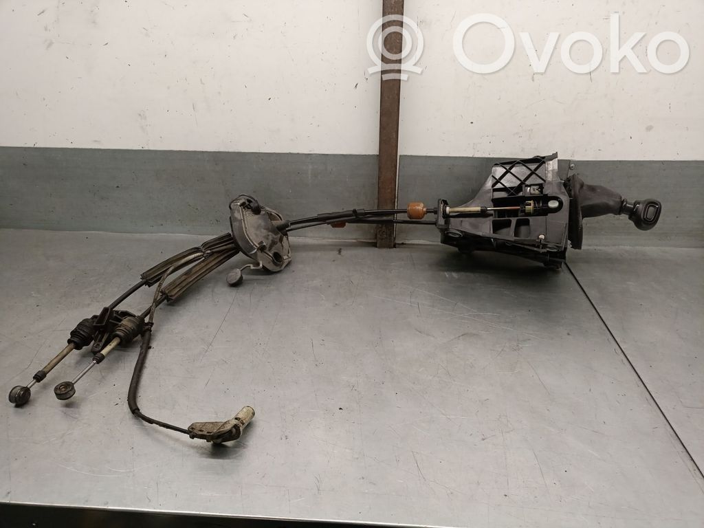 Opel Vivaro Palanca de cambios 