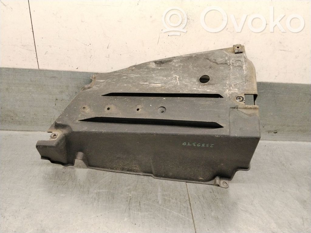 Toyota Highlander XU70 Protezione anti spruzzi/sottoscocca del motore 