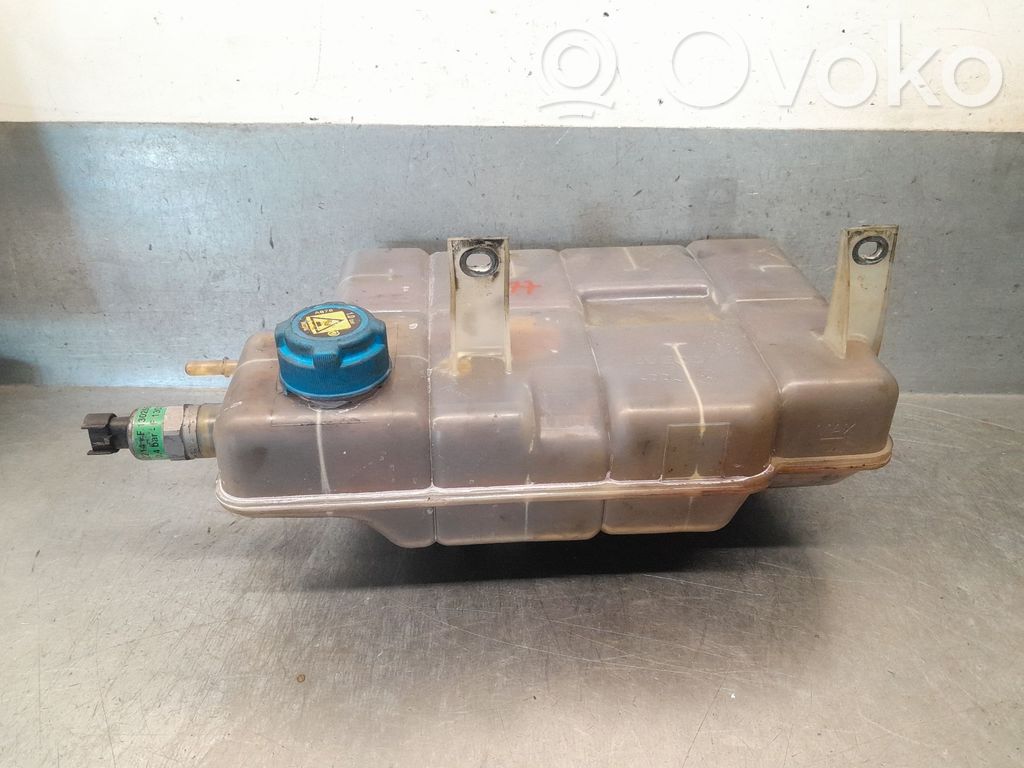 Iveco Daily 6th gen Vaso di espansione carburante 