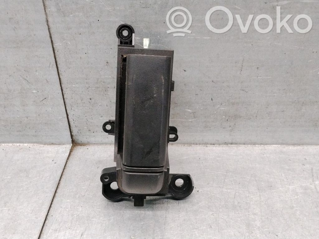 Manecilla interna puerta trasera   C23573330C,C23572330C02