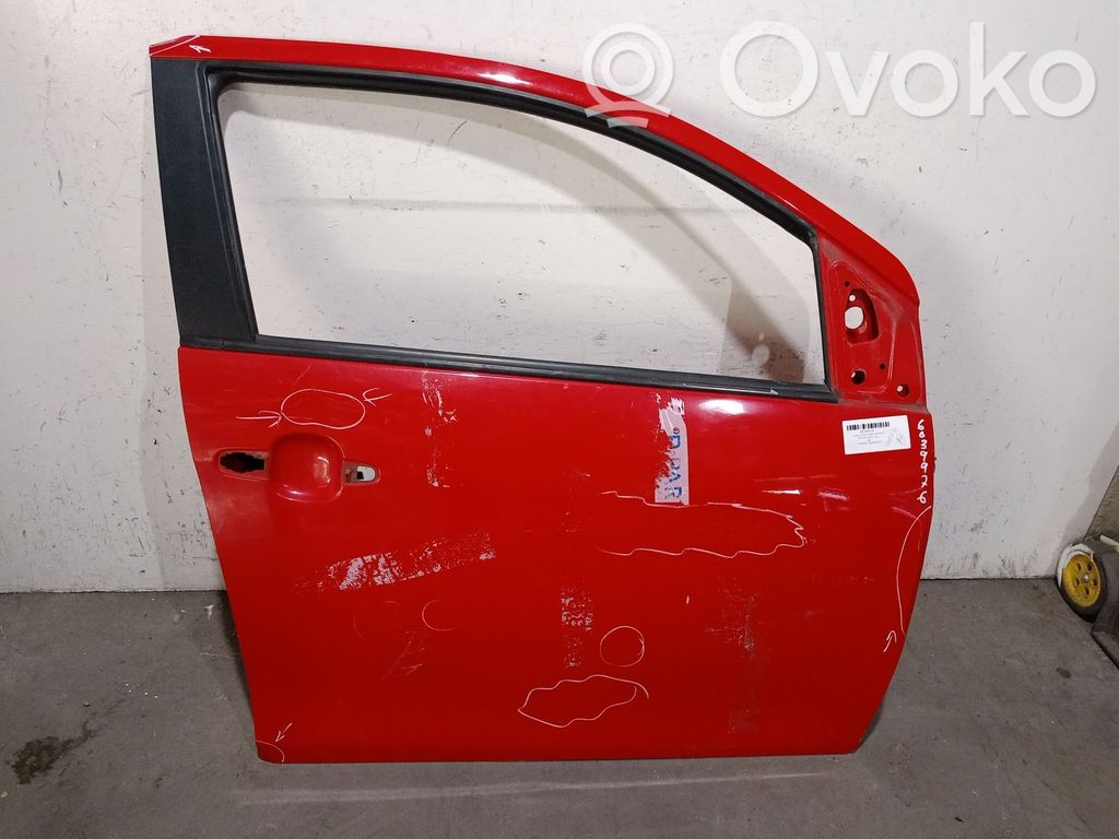 Toyota Aygo AB40 Puerta delantera 