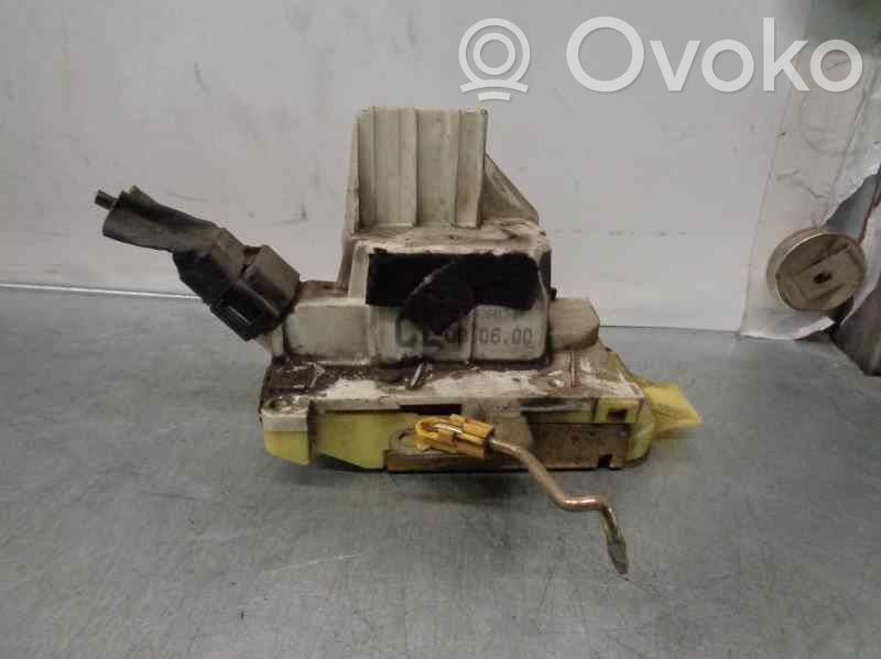 Ford Mondeo Mk III Cerradura de puerta trasera