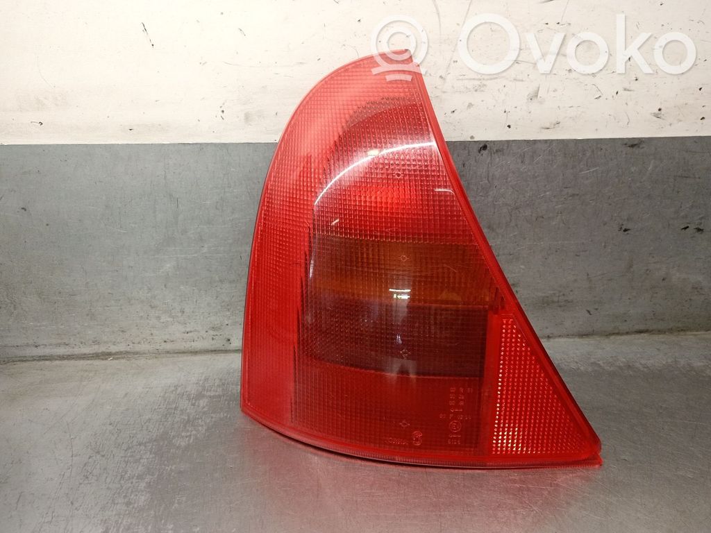 Renault Clio II Rückleuchte Heckleuchte
