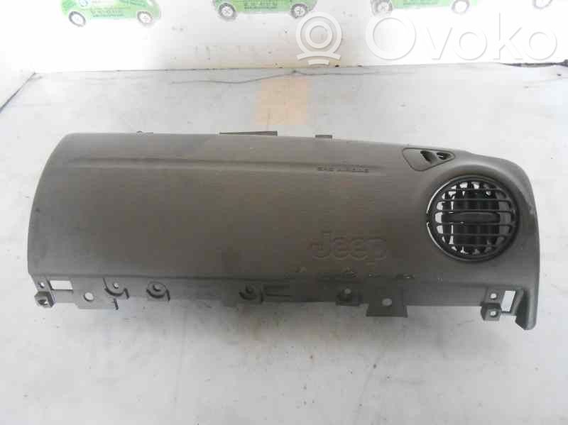 Jeep Cherokee KJ Poduszka powietrzna Airbag boczna 