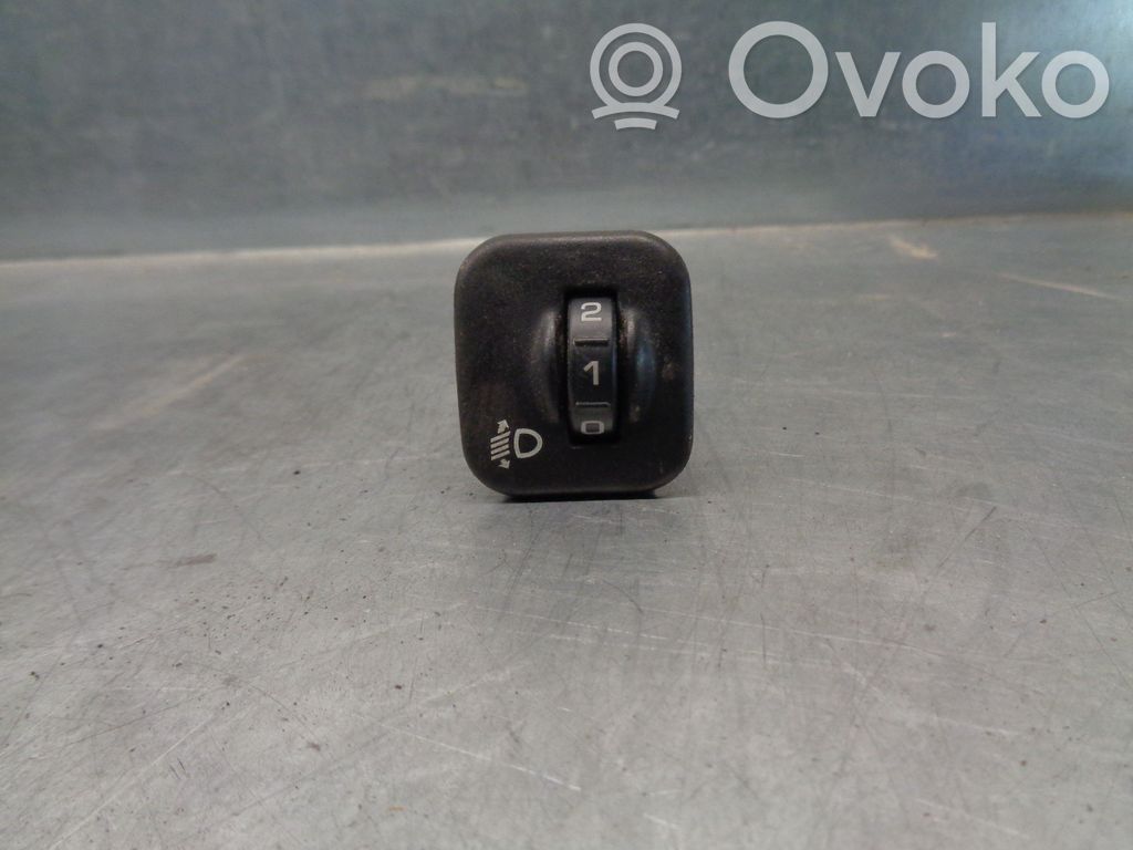 Comutator lumini bord   56010204AE