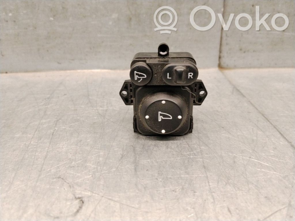 Interruptor del espejo lateral   TR0J011