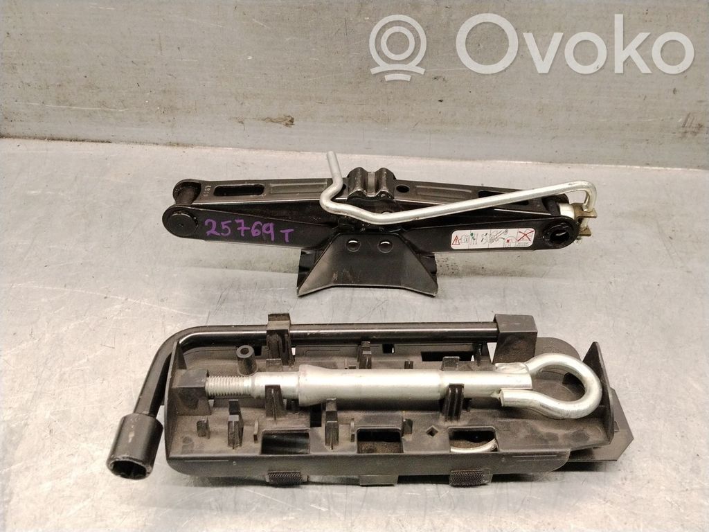 Peugeot Partner Lift Jack