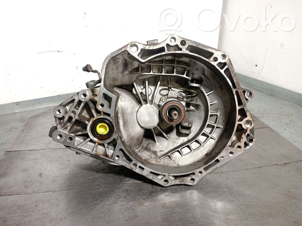Opel Zafira A Manuaalinen 5-portainen vaihdelaatikko 