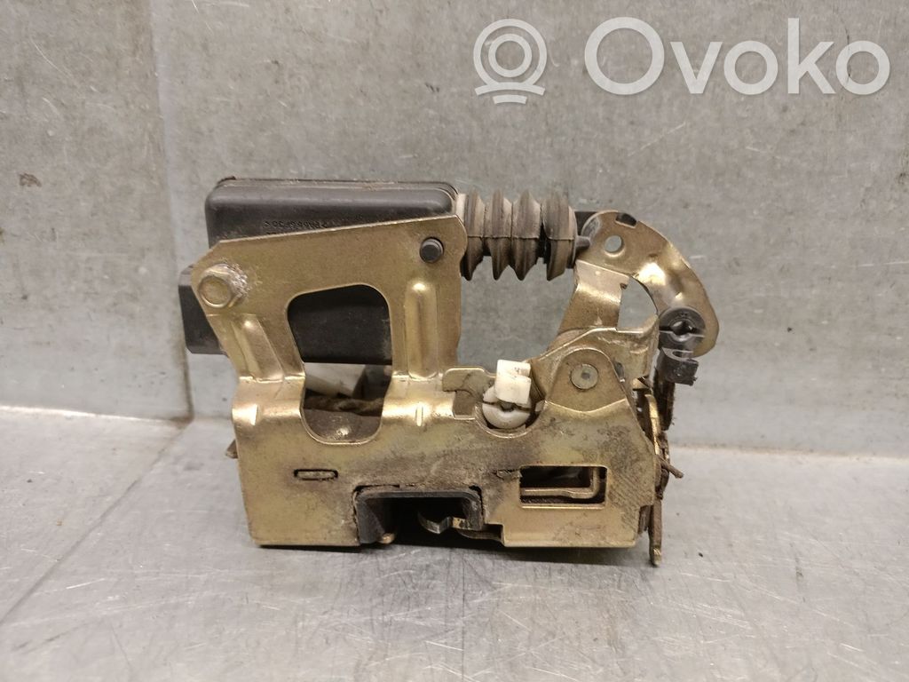 Renault 19 Zamek drzwi tylnych 