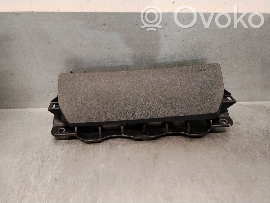 SsangYong Tivoli Steering wheel airbag
