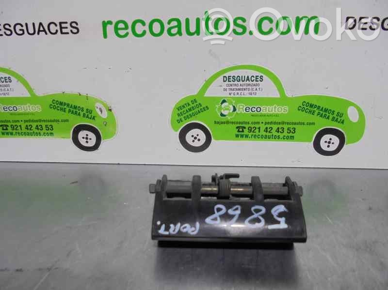 Nissan X-Trail T30 Takaoven ulkokahva 