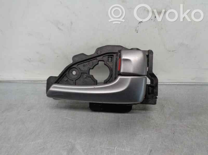 Hyundai ix35 Manecilla interna puerta trasera 