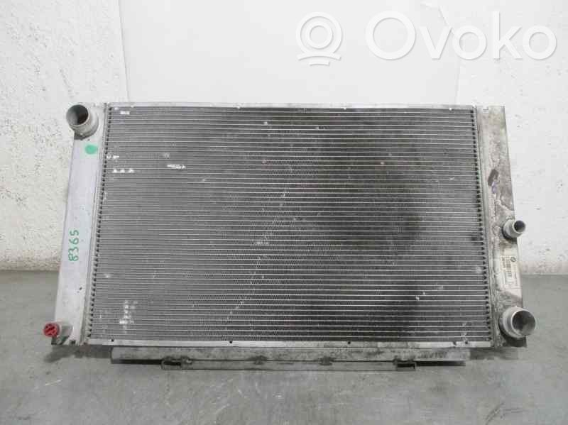 BMW 5 E60 E61 Jäähdyttimen lauhdutin 